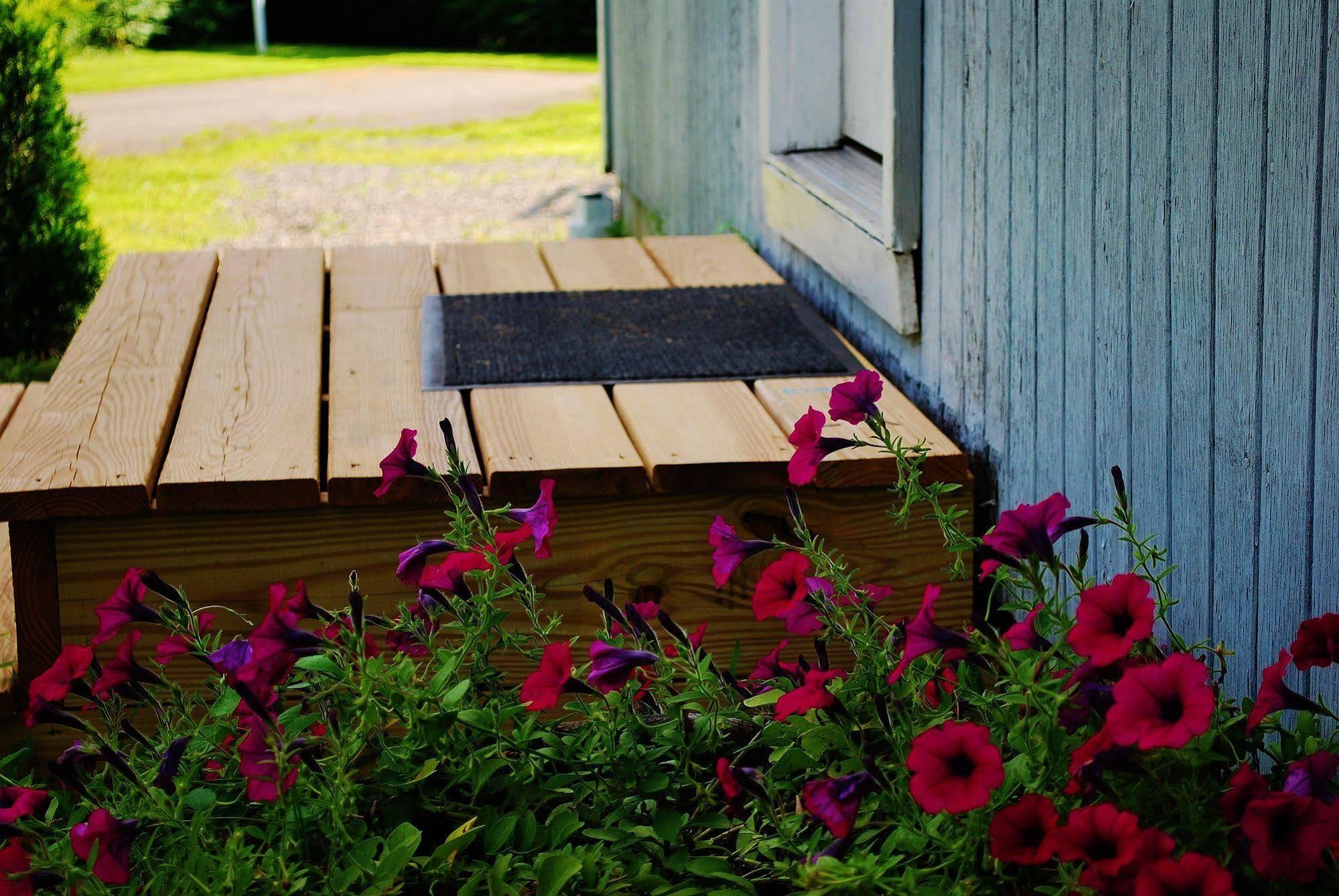 White Anchor Inn Boothbay Экстерьер фото